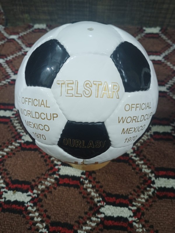 3pcs ADIDAS HISTORICAL MINI BALL SET 1970/1974/1978 FIFA WORLD CUP SIZE 1 gallery
