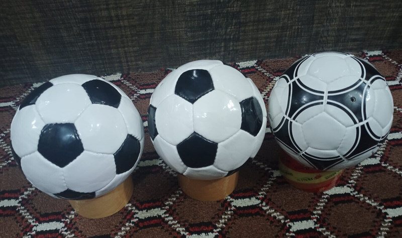 3pcs ADIDAS HISTORICAL MINI BALL SET 1970/1974/1978 FIFA WORLD CUP SIZE 1 gallery