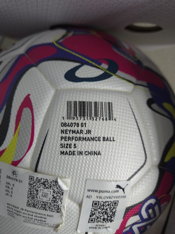 NEW Puma Neymar JR Performance White Size 5 Soccer Ball 084078 gallery
