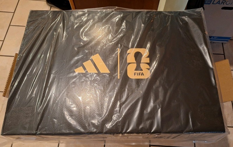 ADIDAS WORLD CUP HISTORICAL MINI SOCCER BALL SET FIFA 1970-2026 CODE: JN2093