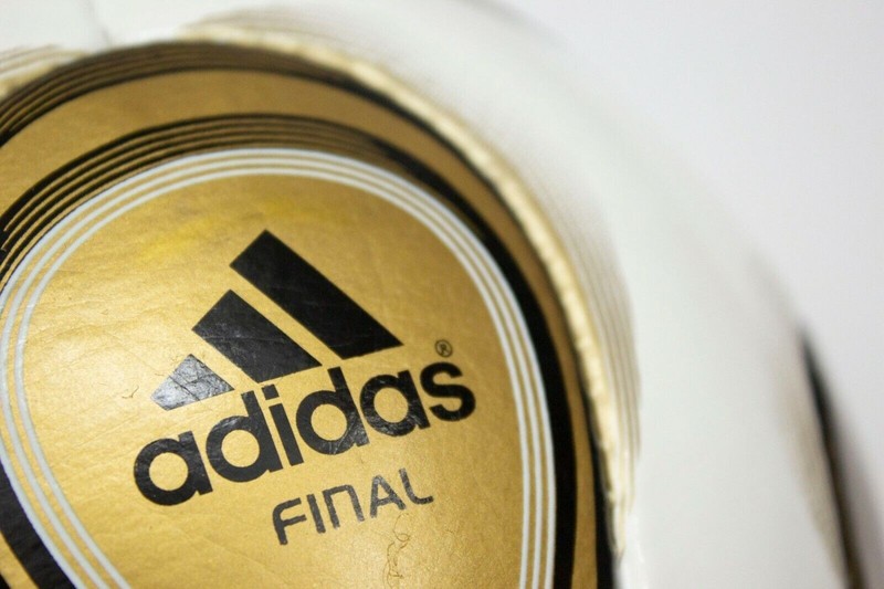 Adidas Teamgeist Final Berlin Ball | FIFA World Cup 2006 | OMB |size 5 gallery