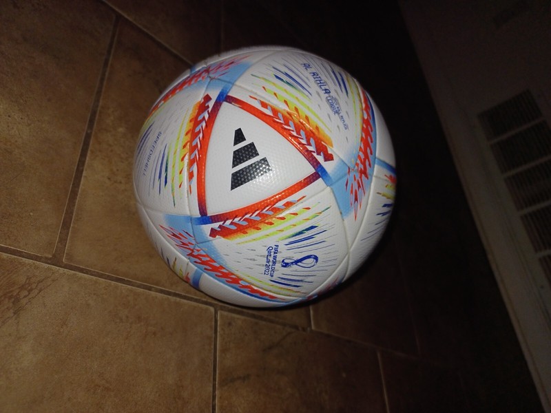 Fifa 2022 World Cup Qatar / addidas AL RIHLA Pro Soccer Ball / Football
