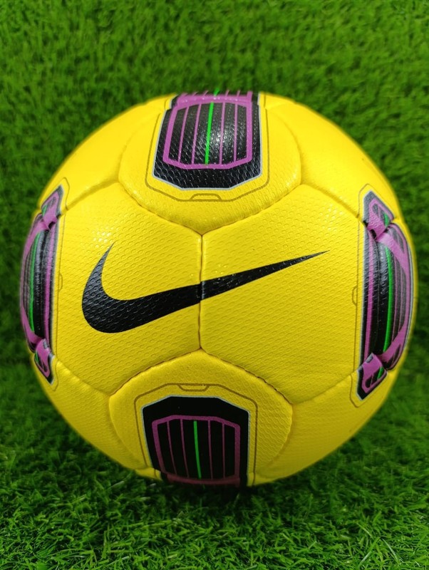 Nike Premier League T90 Size 5 Hand Stitched Soccer Ball