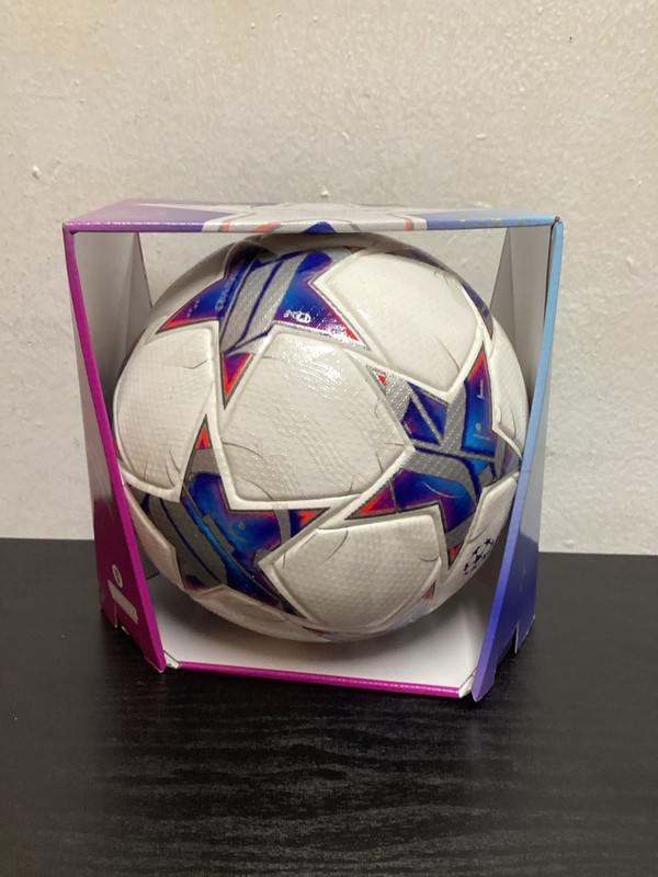 ADIDAS UCL PRO UEFA CHAMPIONS LEAGUE MATCH BALL SIZE 5 ( WHITE ) ( IA0953 )