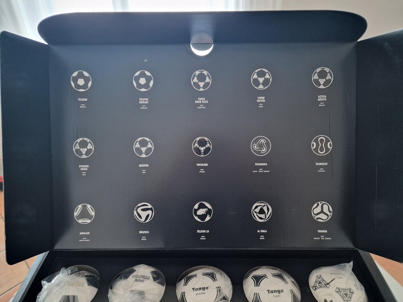 Adidas World Cup Historical Mini Soccer Ball Set Fifa Word Cup 2026 Code: JN2093