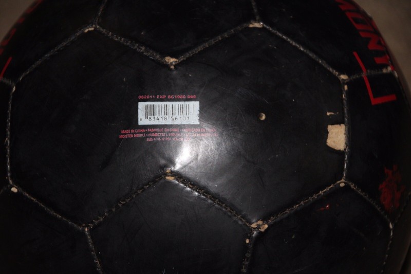 Nike Arsenal 2011 Victory Through Harmony Soccer Ball Size 4 gallery