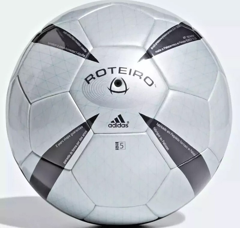ADIDAS ROTEIRO Euro Cup 2004 Portugal Match Ball Size 5