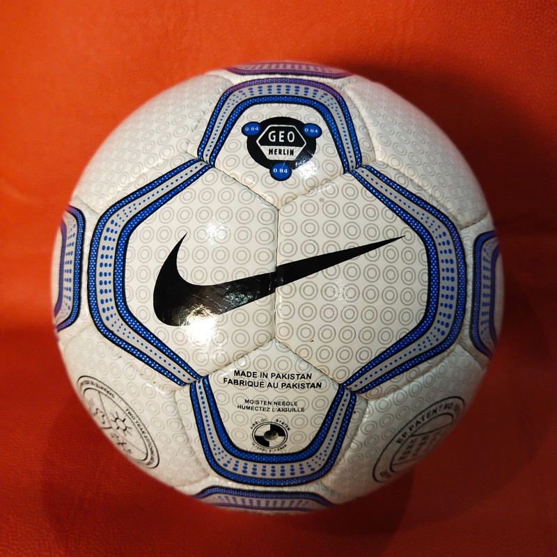 NIKE LFP CHAMPIONS LEAGUE GEO MERLIN FIFA APPROVED OFFICIAL MATCH BALL SIZE 5.