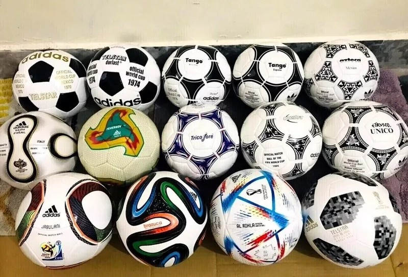 Adidas Historical Match Balls Set 14 pcs World Cup 1970-2022 Collector Set Size5