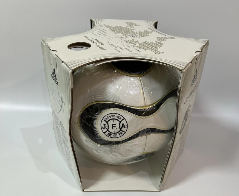 Adidas Teamgeist 2006 FIFA World Cup Germany Official Match Soccer Ball