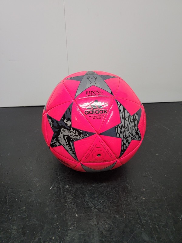 ☆LOOK☆ 2ADIDAS UCL FINAL CARDIFF 2017 OFFICIAL MATCH BALL Size 5~ ☆RARE☆