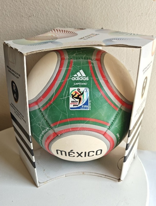 SOCCER BALL-ADIDAS WORLD CUP 2010-MEXICO LOGO-SIZE 5- NEW C.