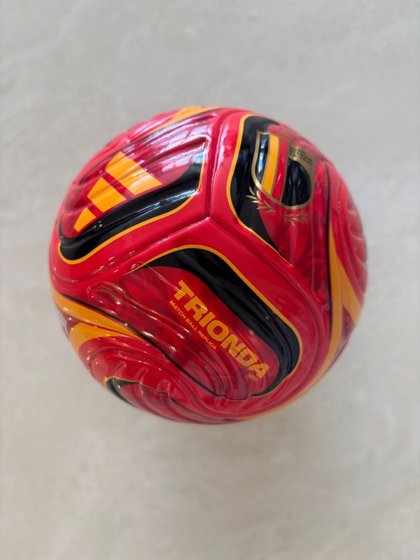 SOCCER BALL-ADIDAS-MINI-MATCH BALL REPLICA-TRIONDA-BELGIUM LOGO TEAM-NEW-