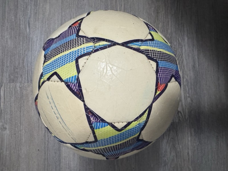 OFFICIALE MATCH BALL REPLICA FINALE CAPITANO CHAMPIONS LEAGUE gallery