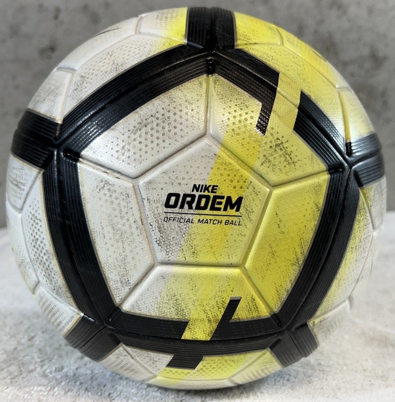 Nike Ordem 3 Official FIFA Quality Pro Match Ball FIFA Size 5 ~ 2017/18