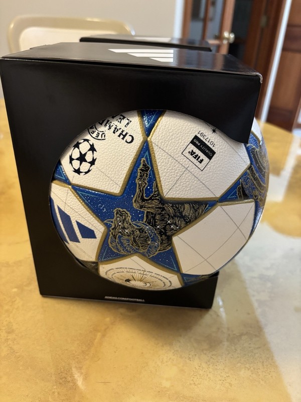 UCL Ball Sz 5