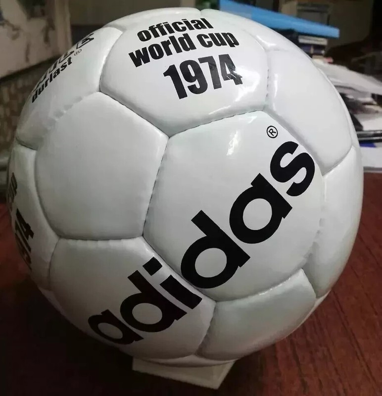 ADIDAS TELSTAR DURLAST 1974 GERMANY FIFA WORLD CUP MATCH SOCCER BALL | Size 5 gallery
