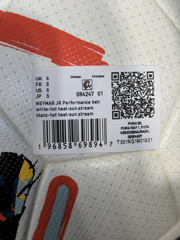 New Puma Performance Soccer Ball Neymar JR Size 5 Style 084427-01 gallery