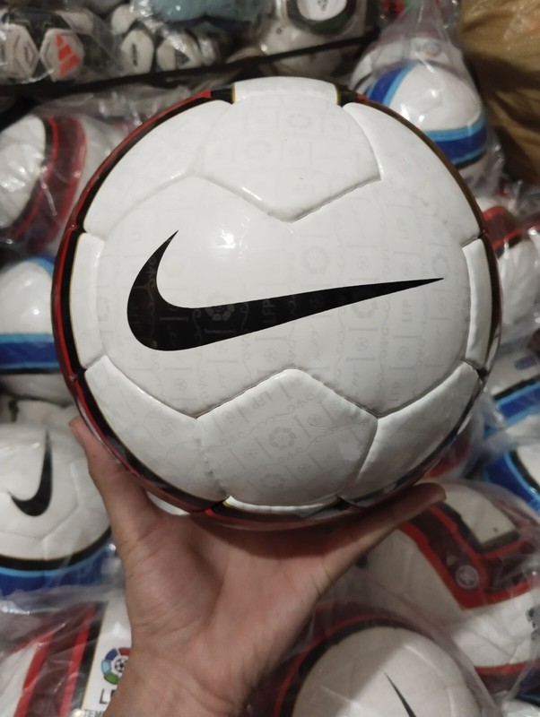 OFFICAL SOCCER MATCH BALL FOOTBALL T90 AEROW LFP TEMPORADE 2007- 2008 SIZE 5 gallery