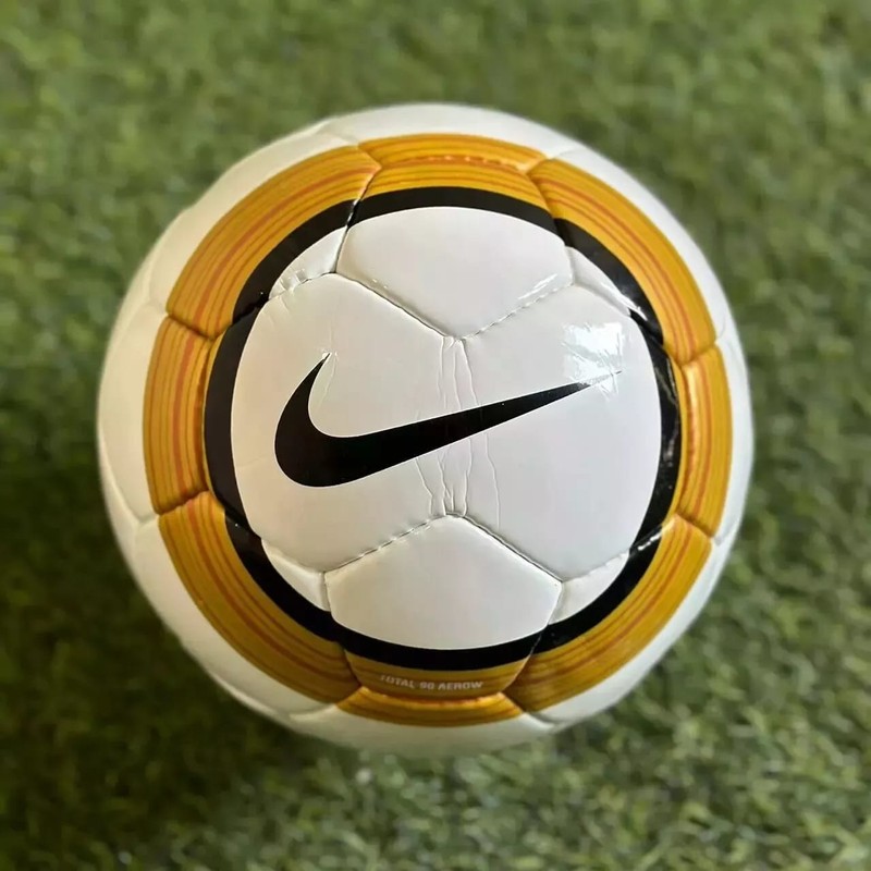 Rare Nike T90 AEROW Golden | CSF Copa America 2004-05 | Match Soccer Ball Size 5
