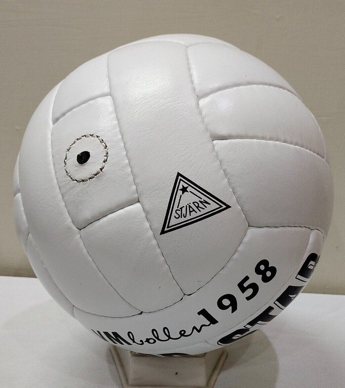 Top Star VM Bollen | 1958 FIFA World Cup Ball | GENIUNE LEATHER SIZE 5 gallery