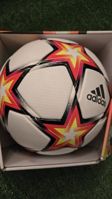 NEW AUTHENTIC ADIDAS OFFICIAL MATCH BALL FINALE 21 UEFA CL 2021/2022 GU0214 gallery