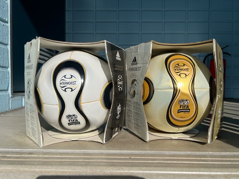 Adidas TEAMGEIST Gold FIFA World Cup 2006 Germany Official Ball Berlin Jabulani gallery