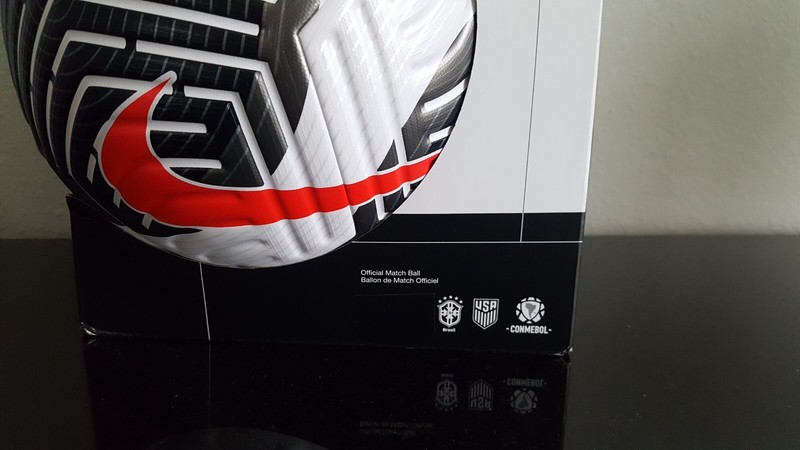 NEW Nike Flight 23/24 FIFA Pro AerowSculpt ACC Match Soccer Ball Sz 5 FB2902-100 gallery