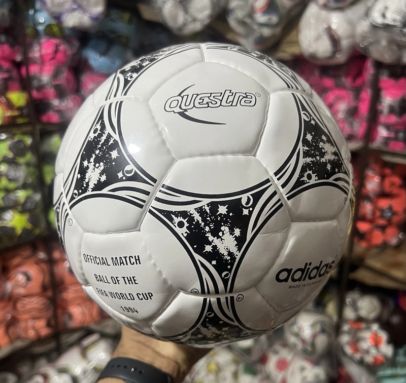 Questra 1994 Official FIFA World Cup Match Football Vintage Soccer Ball Size 5