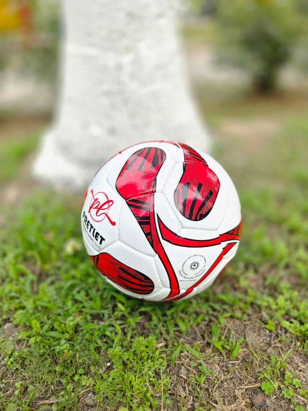 Soccer Ball Size 5 Red White Hand stitch Training Match Football Outdoor Indoor gallery