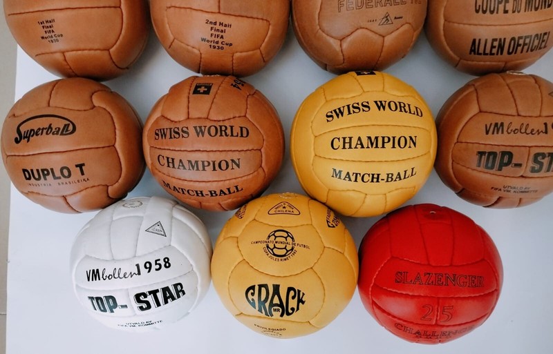 mini set 11 pcs historical FIFA world cup 1930 to 1966 in leather size 1 gallery