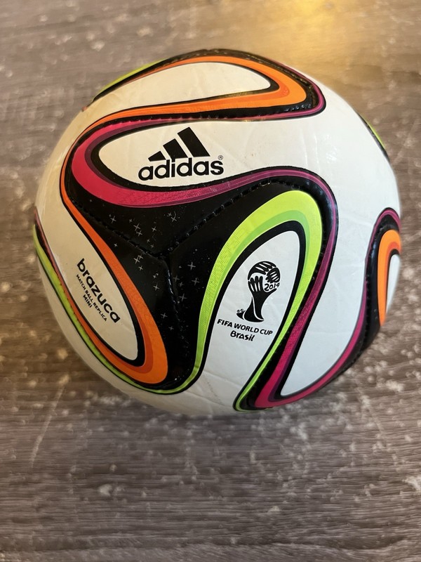 adidas Brazuca Mini Soccer Ball Br019255153 FIFA 2014 World Cup Brasil