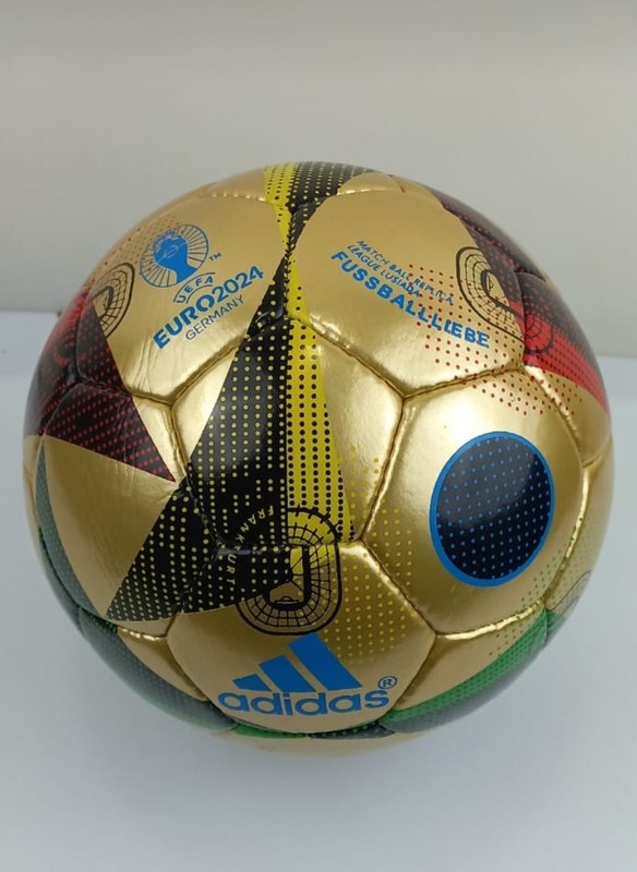 Euro 2024 adidas Germany FussBall Liebe Size 5 Soccerball