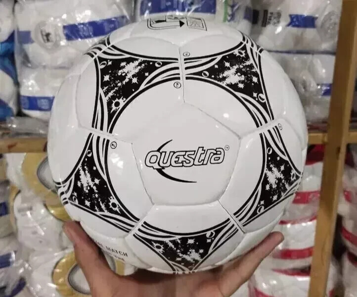 ADIDAS MINI QUESTRA FIFA WORLD CUP 1994 SOCCER MATCH BALL SIZE 1