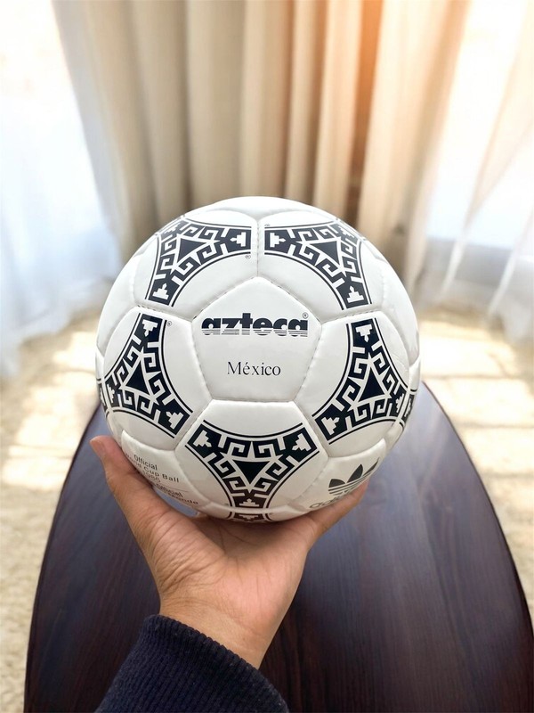 Adidas Azteca Official FIFA World Cup Mexico 1986 Soccer Match Ball Size 5