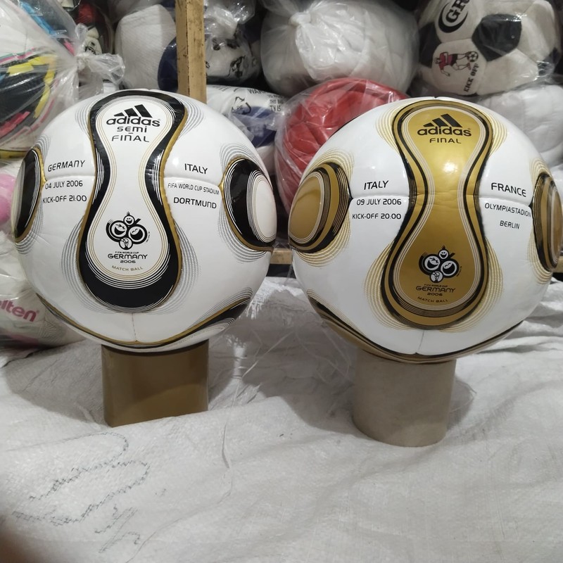 ADIDAS BALL TEAMGEIST FIFA WORLD CUP 2006 GERMANY FOOTBALL Size 5