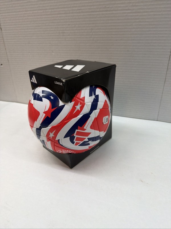 Adidas Seamless Soccer Training Ball Fifa Mundial De Clubes Recreation Play gallery