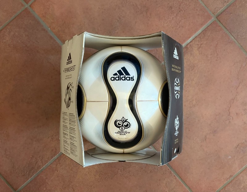 Adidas Teamgeist 2006 Official Match Ball World Cup World Cup Soccer NEW / Original