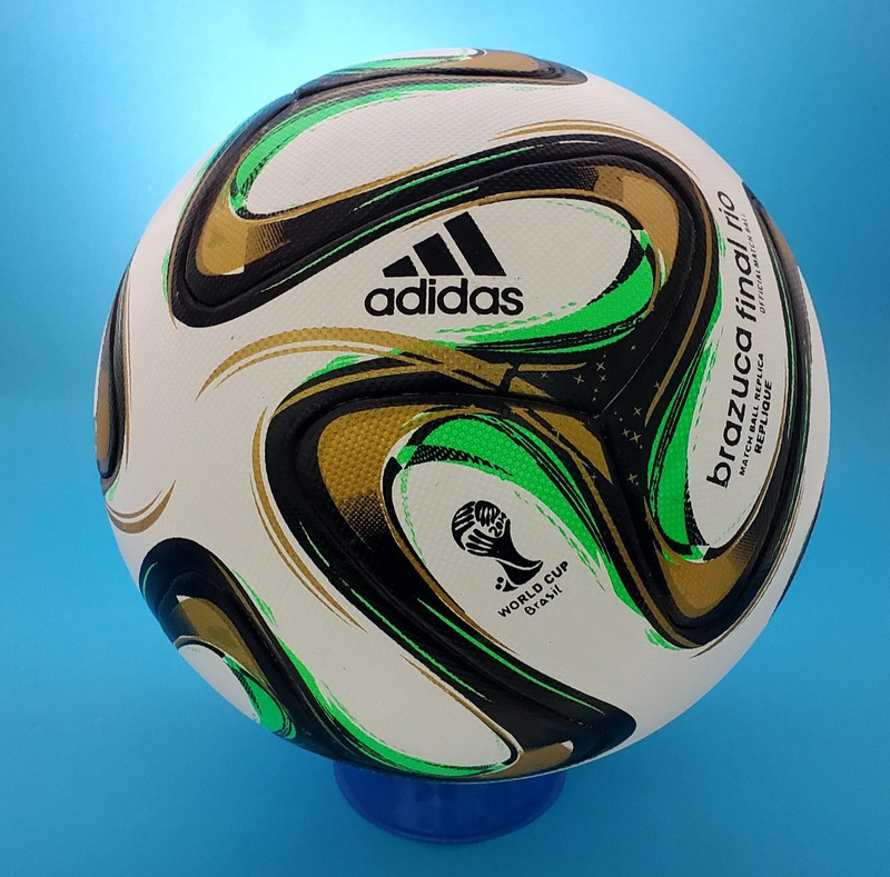 Adidas Brazuca FINAL Rio World Cup 2014 Match BALL Football Soccer Ball SIZE 5