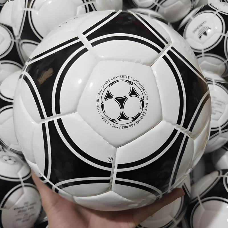 Durlast Tango River Plate Official FIFA World Cup 1978 Soccer Match Ball gallery