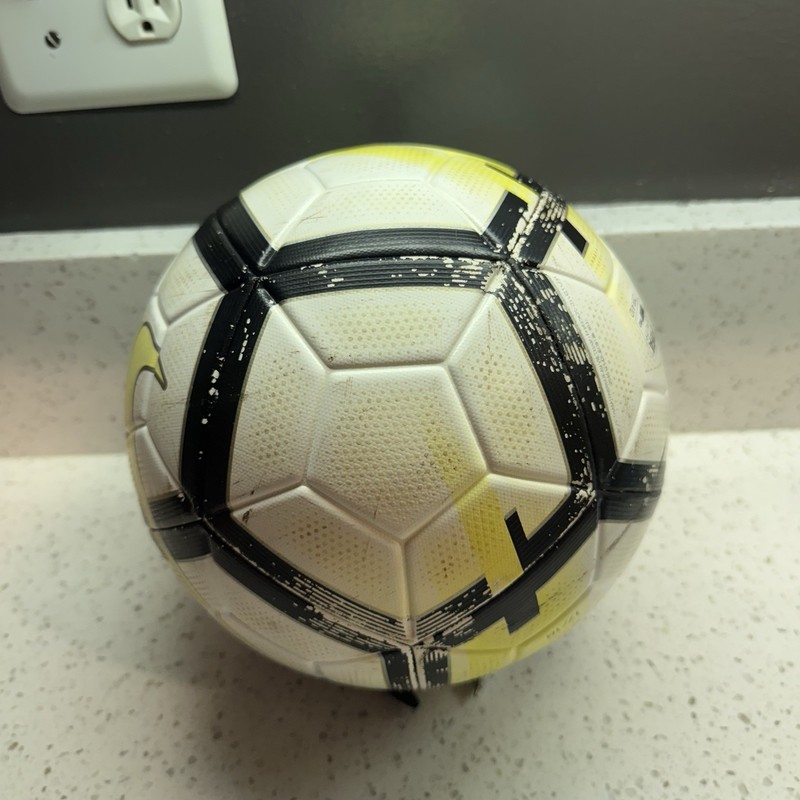 Nike Ordem 3 Official FIFA Quality Pro Match Ball FIFA Size 5 ~ 2017/18 gallery