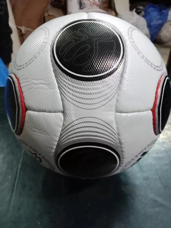 Adidas Europass UEFA Euro 2008 World Cup Match Ball Soccer Ball Size 5 gallery