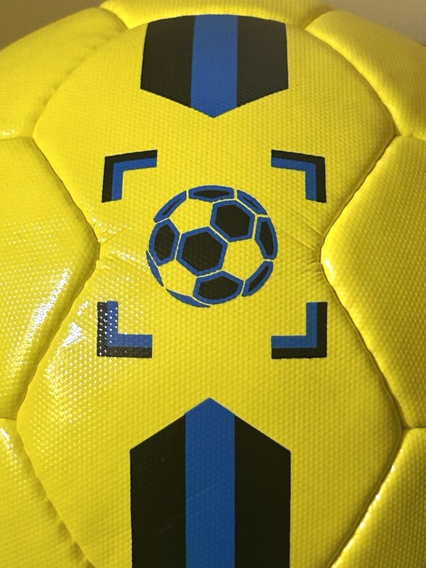 DribbleUp Smart Soccer Ball. Size 5. App Enabled Training Ball. Great Condition gallery