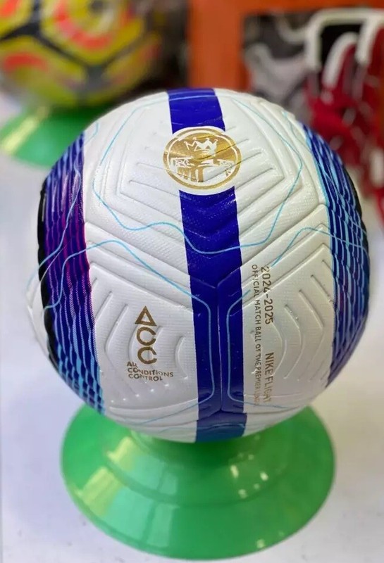 Nike Flight Premier League 2025 AEROWSCULPT Soccer Match Ball Size 5 gallery