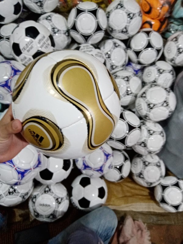 Adidas Teamgeist Berlin Final Match Ball FIFA World Cup Germany 2006 Ball Size 5 gallery