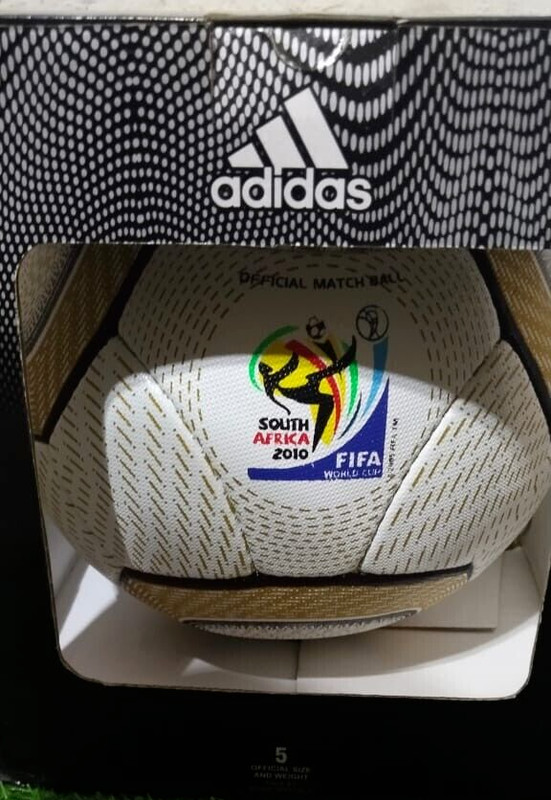 Adidas Jabulani Official Match Ball FIFA World Cup 2010 Soccer Ball Size 5