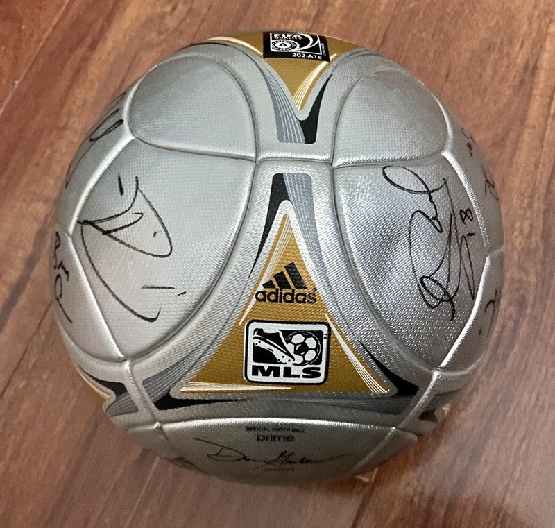 LA Galaxy 2012 MLS Cup Final Match Ball Team Autographed Signed Donovan Keane