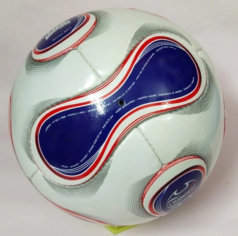 ADIDAS TEAMGEIST BERLIN FIFA WORLDCUP 2006 GERMANY SOCCER MATCH BALL BLUE SIZE 5 gallery
