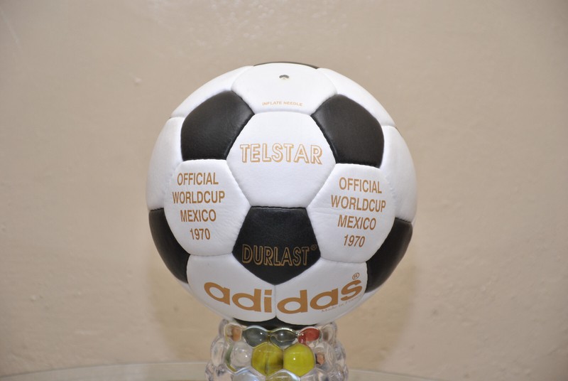 WORLD CUP 1970 TELSTAR SOCCER FOOTBALL BY OFFICIAL LEATHER FOOTBALL SIZE 5. gallery