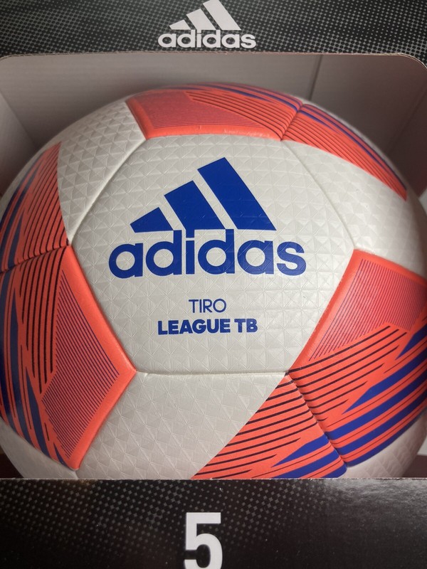 Adidas TIRO LEAGUE TB soccer Ball / Size 5 / HG5644 / Ages 13 to Adult